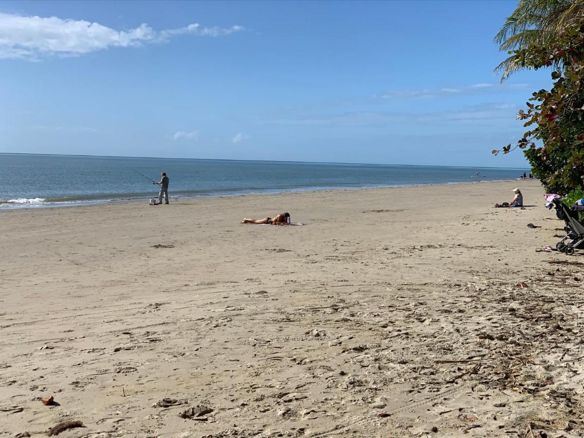 Beachside Apartment 1 With Plunge Pool ポートダグラス エクステリア 写真