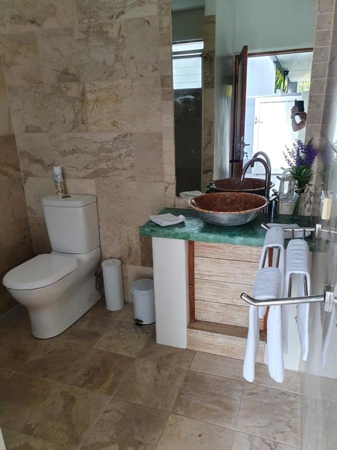 Beachside Apartment 1 With Plunge Pool ポートダグラス エクステリア 写真